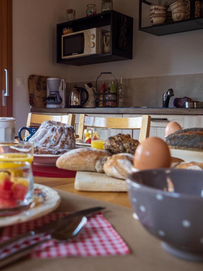 Les De La Weiss Bed & Breakfast